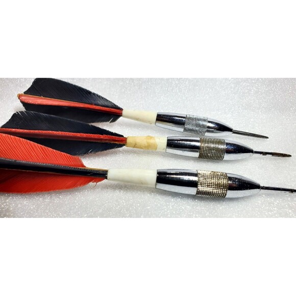 Vintage Unicorn Darrow Feather Chrome Darts 25g – Code 14 104 – Rare Collectible - Picture 16 of 16